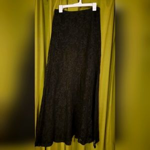 Billabong maxi skirt black with lace, used in great condition size L Large